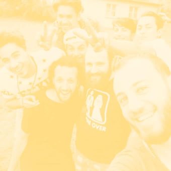Gruppe Jugendlicher Selfie