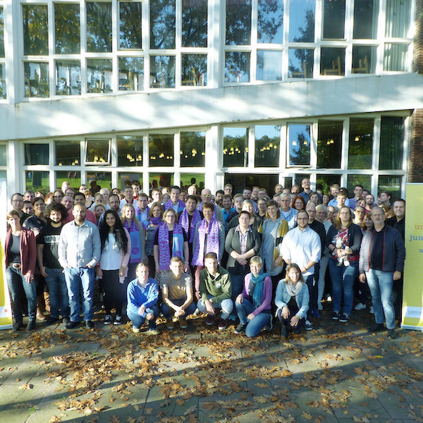 VV_2017_Gruppenbild-Vollversammlung-2_ret VV_2017_Gruppenbild-Vollversammlung-2_ret